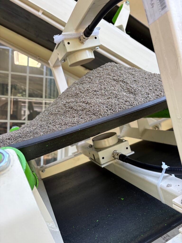 Sand & Aggregate Moisture Measurement Solution -- field application 2